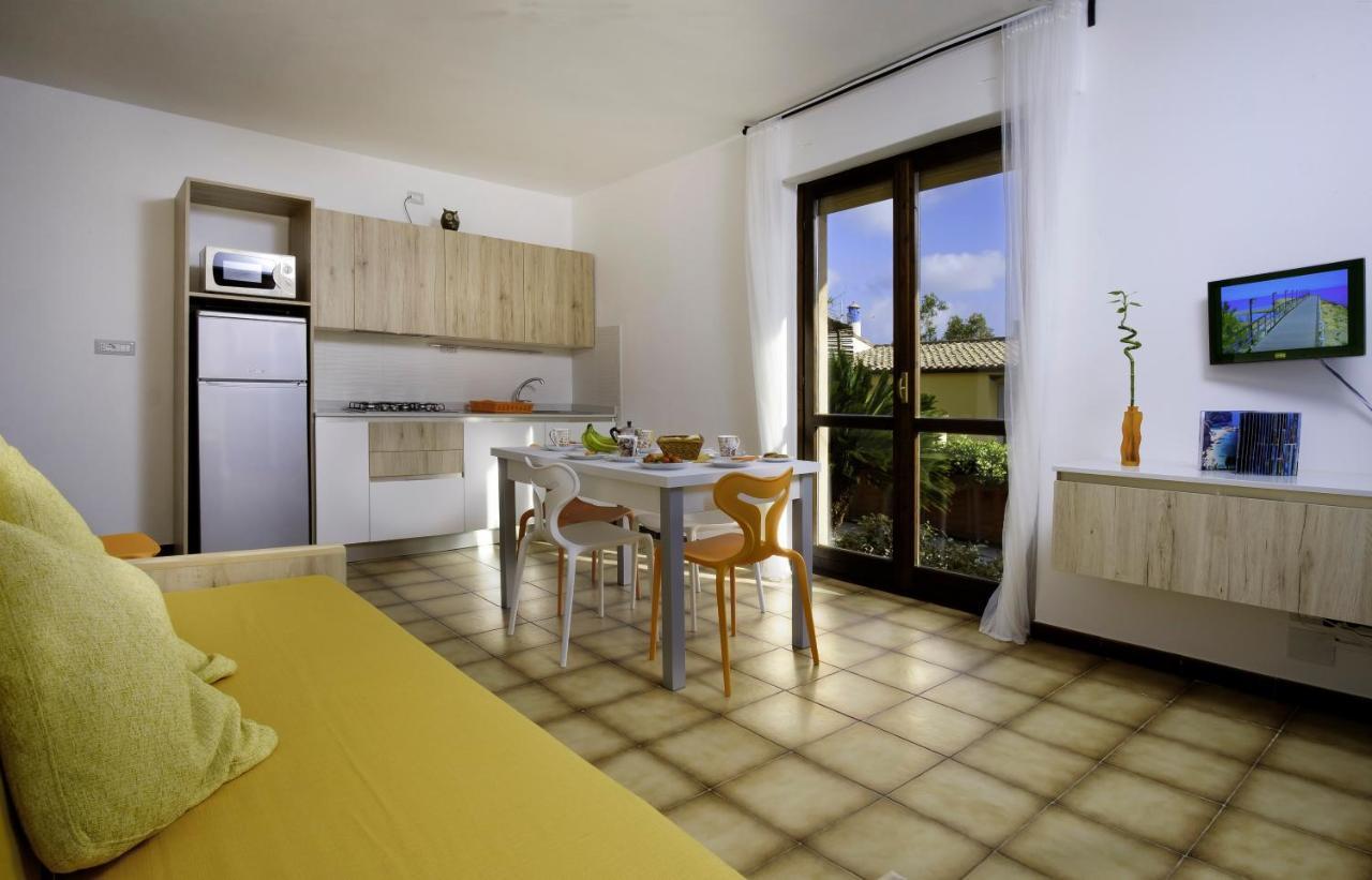 Residence Appartamenti Caffarena Àrbatax Exterior foto